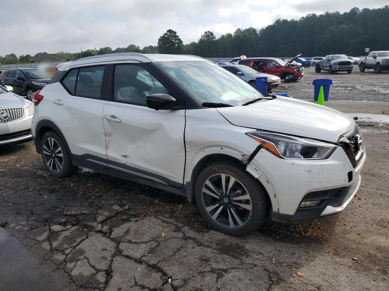 2019 Nissan Kicks S - Фото 4