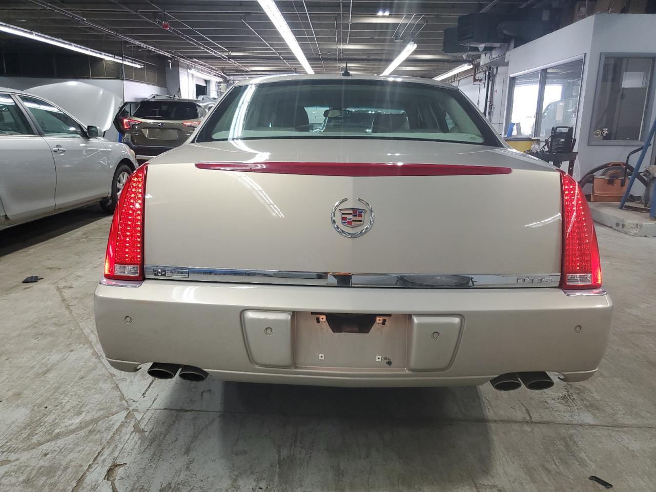 2008 Cadillac Dts - Фото 6