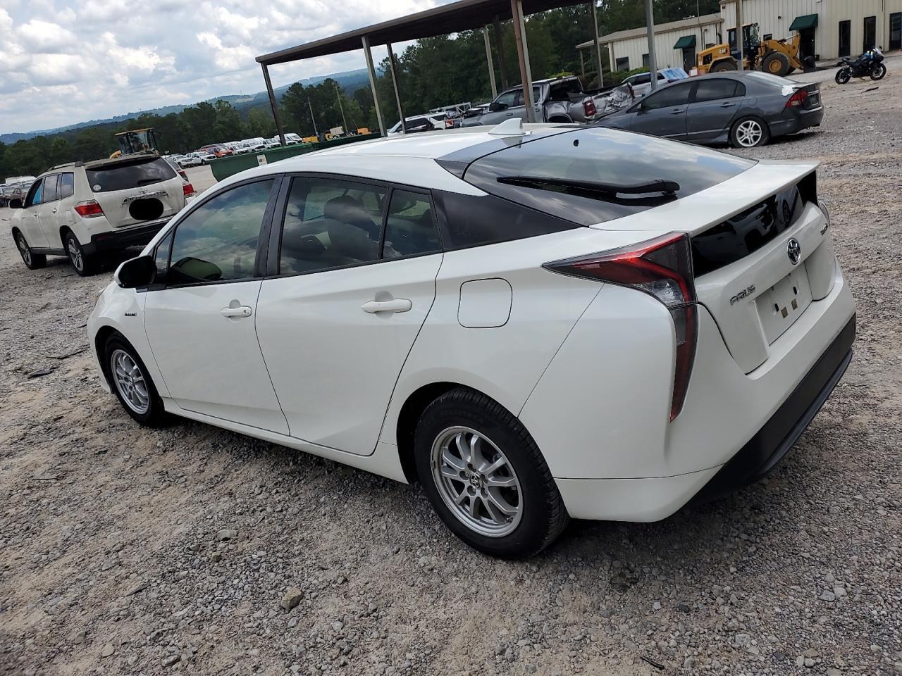 2016 Toyota Prius - Image 2