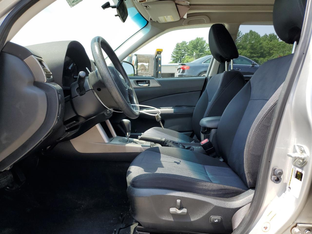 2010 Subaru Forester 2.5X Premium - Image 7