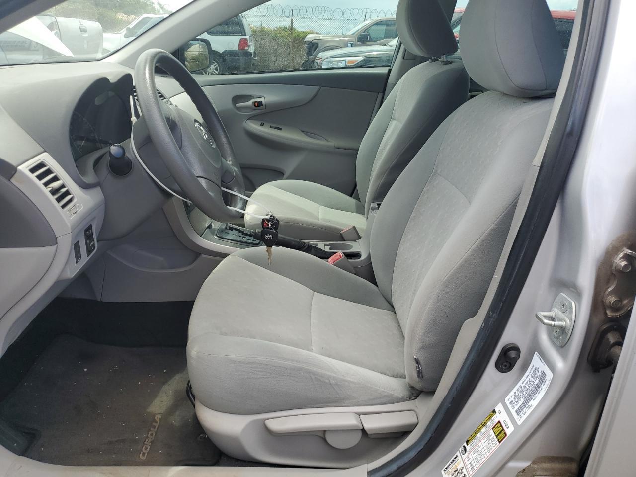 2009 Toyota Corolla Base - Фото 7