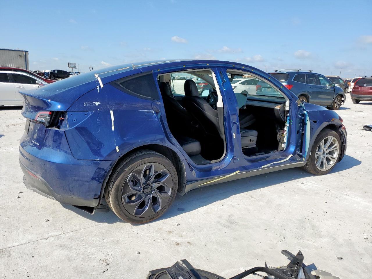 2021 Tesla Model Y - Фото 3