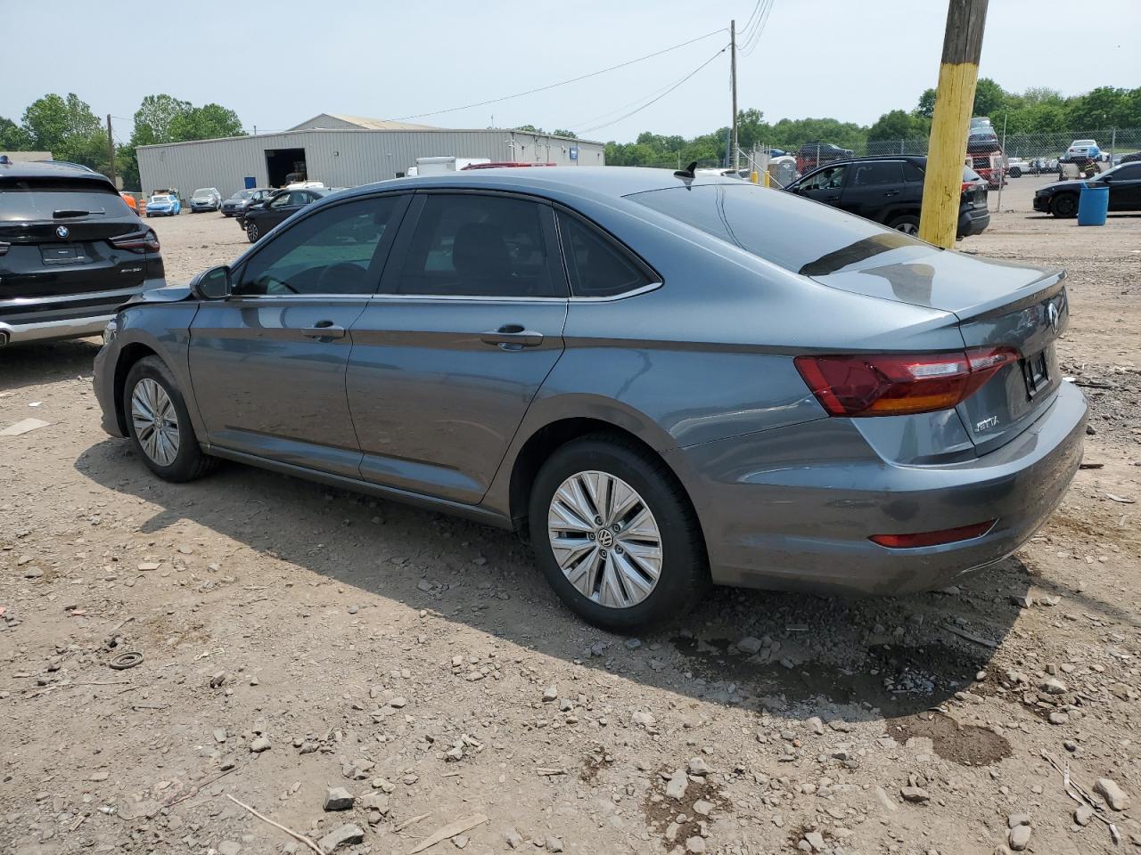 2019 Volkswagen Jetta S - Фото 2