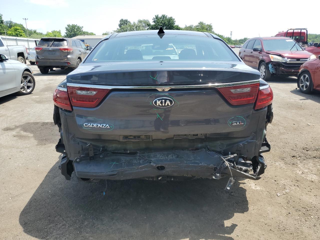 2018 Kia Cadenza Luxury - Image 6