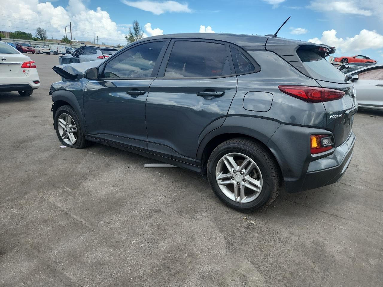 2020 Hyundai Kona Se - Фото 2