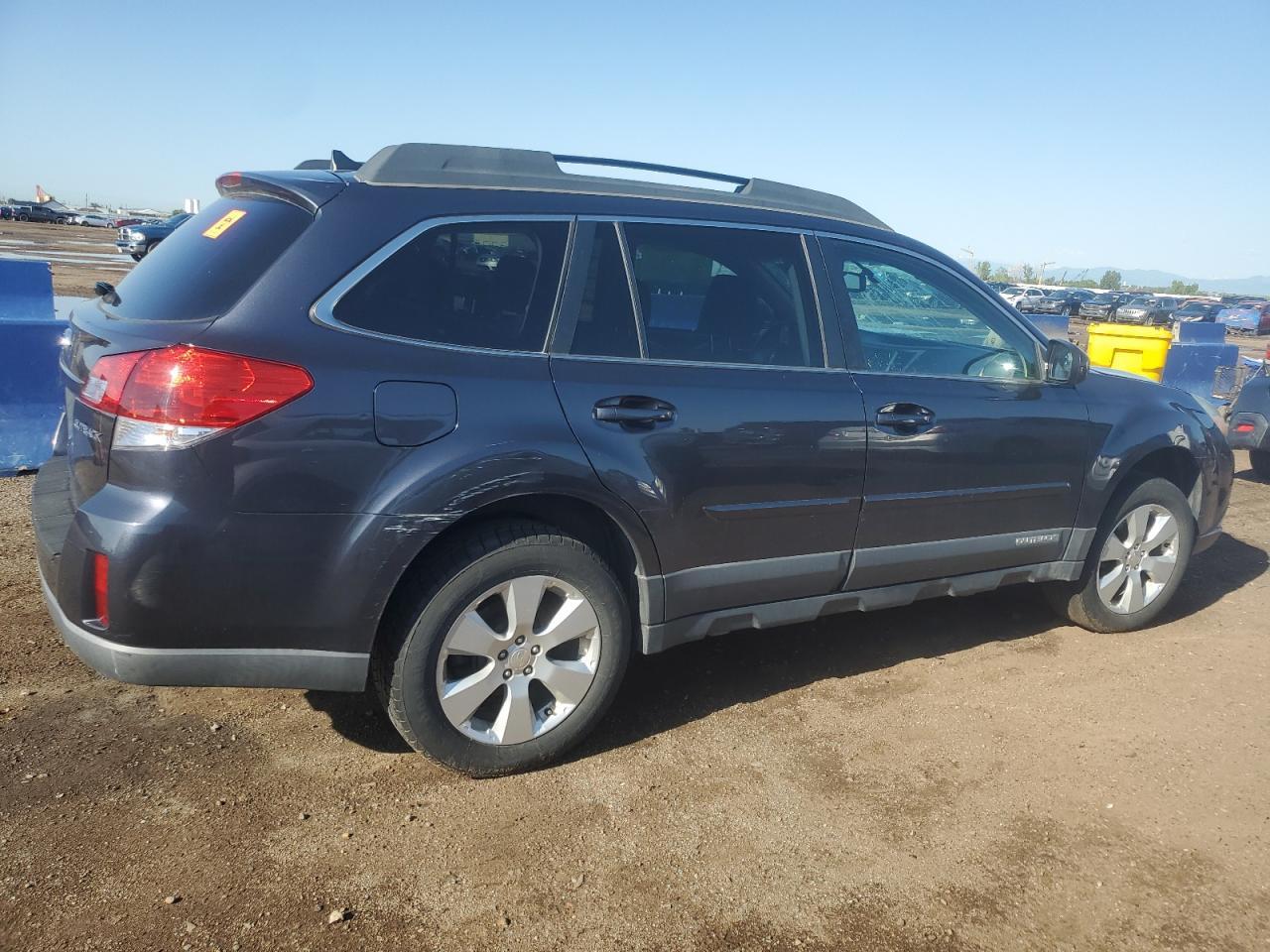 2011 Subaru Outback 2.5I Limited - Фото 3