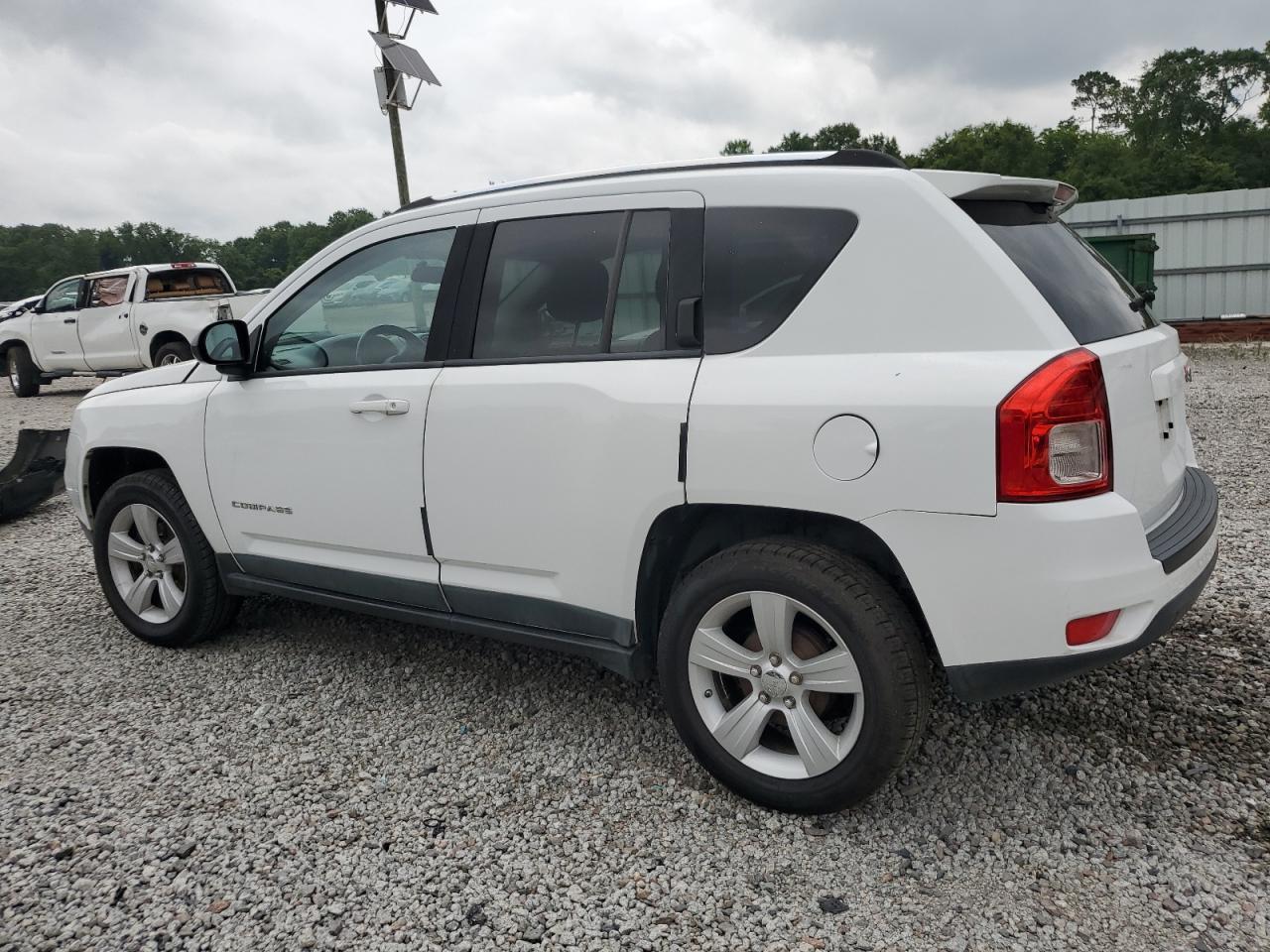 2011 Jeep Compass Sport - Image 2