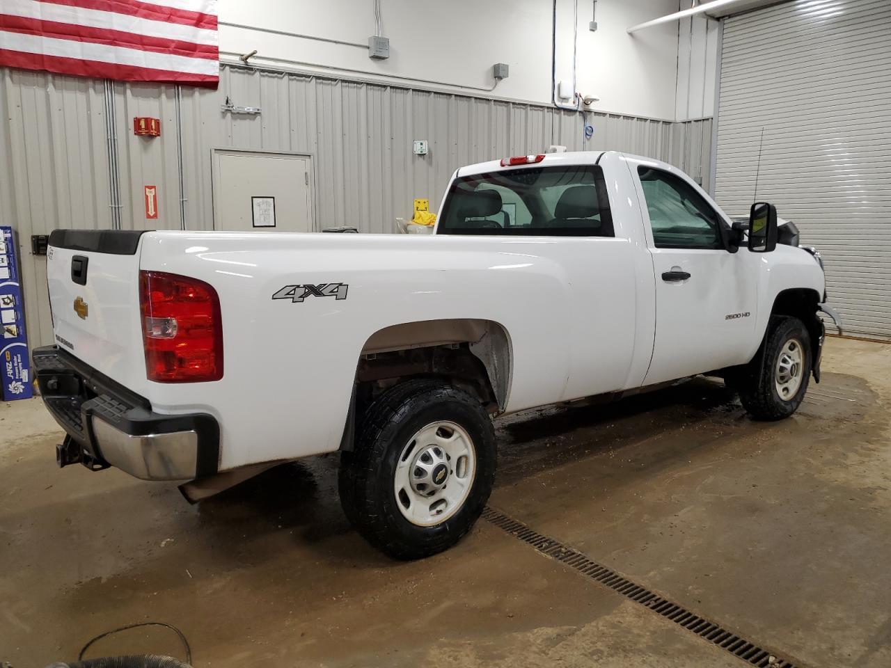 2014 Chevrolet 2500 - Фото 3