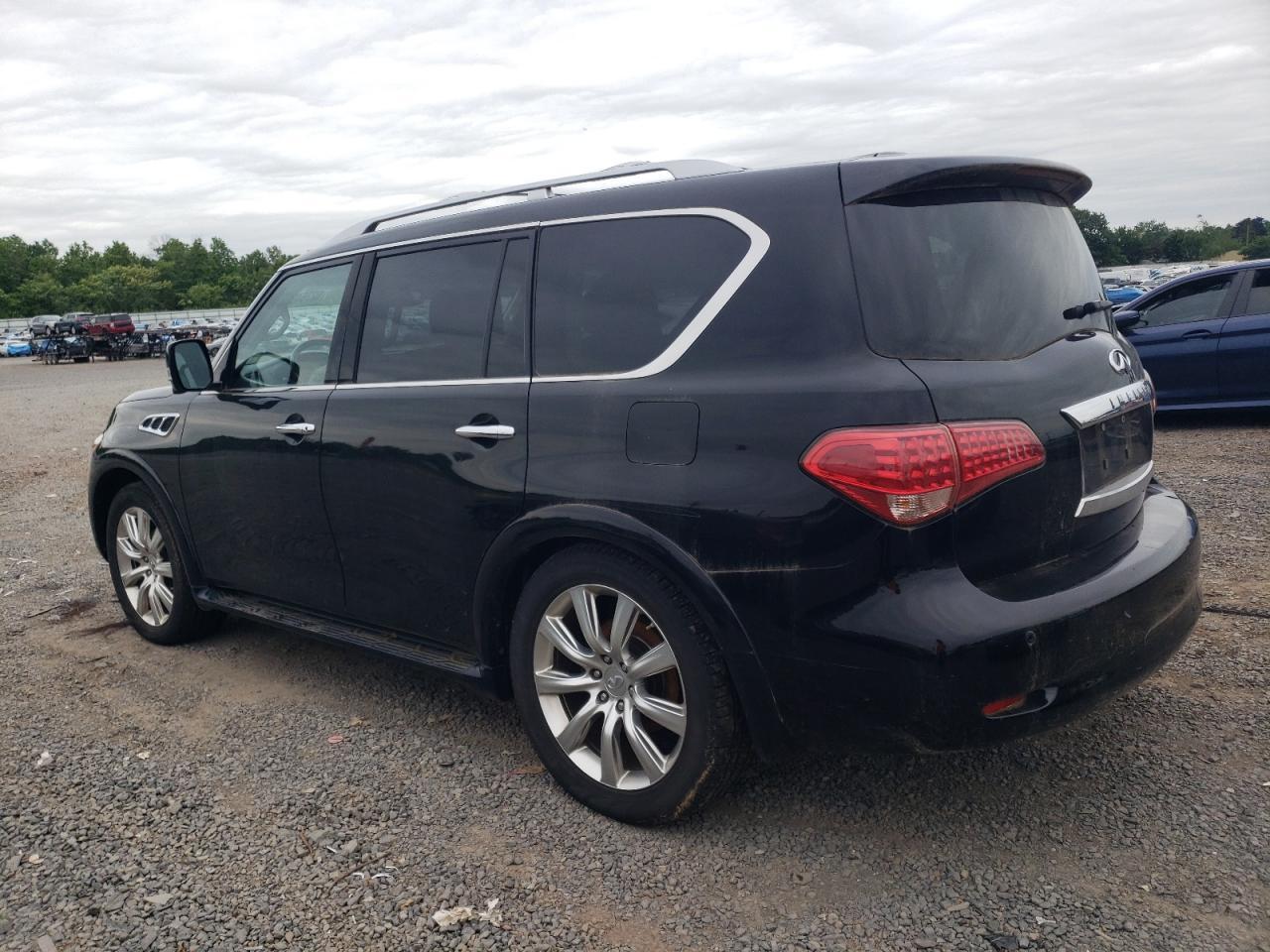 2011 Infiniti Qx56 - Image 2
