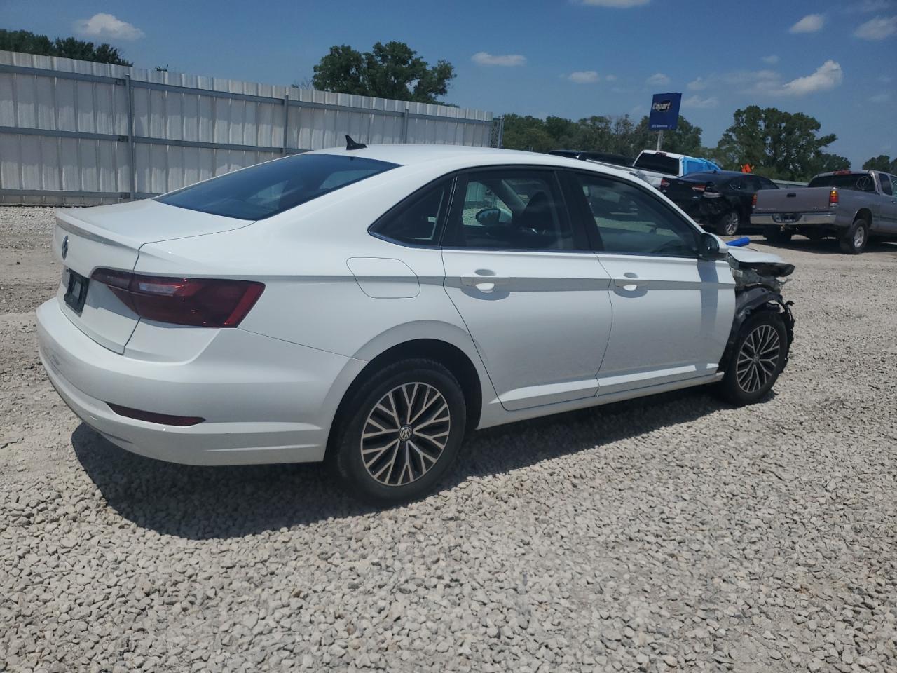 2021 Volkswagen Jetta S - Фото 3