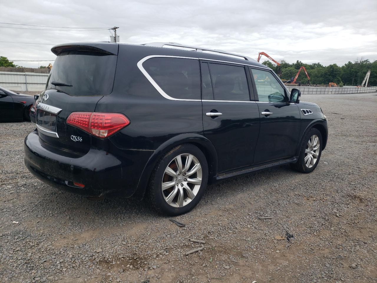 2011 Infiniti Qx56 - Image 3