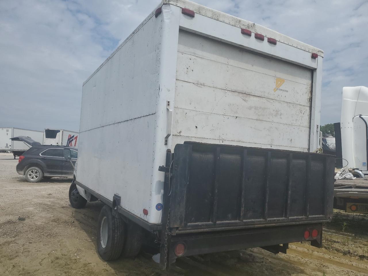 1992 Ford Econoline E350 Cutaway Van - Фото 2
