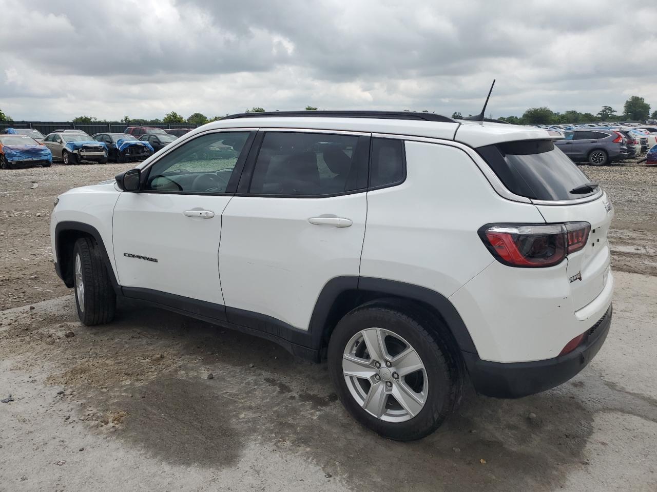 2022 Jeep Compass Latitude - Фото 2