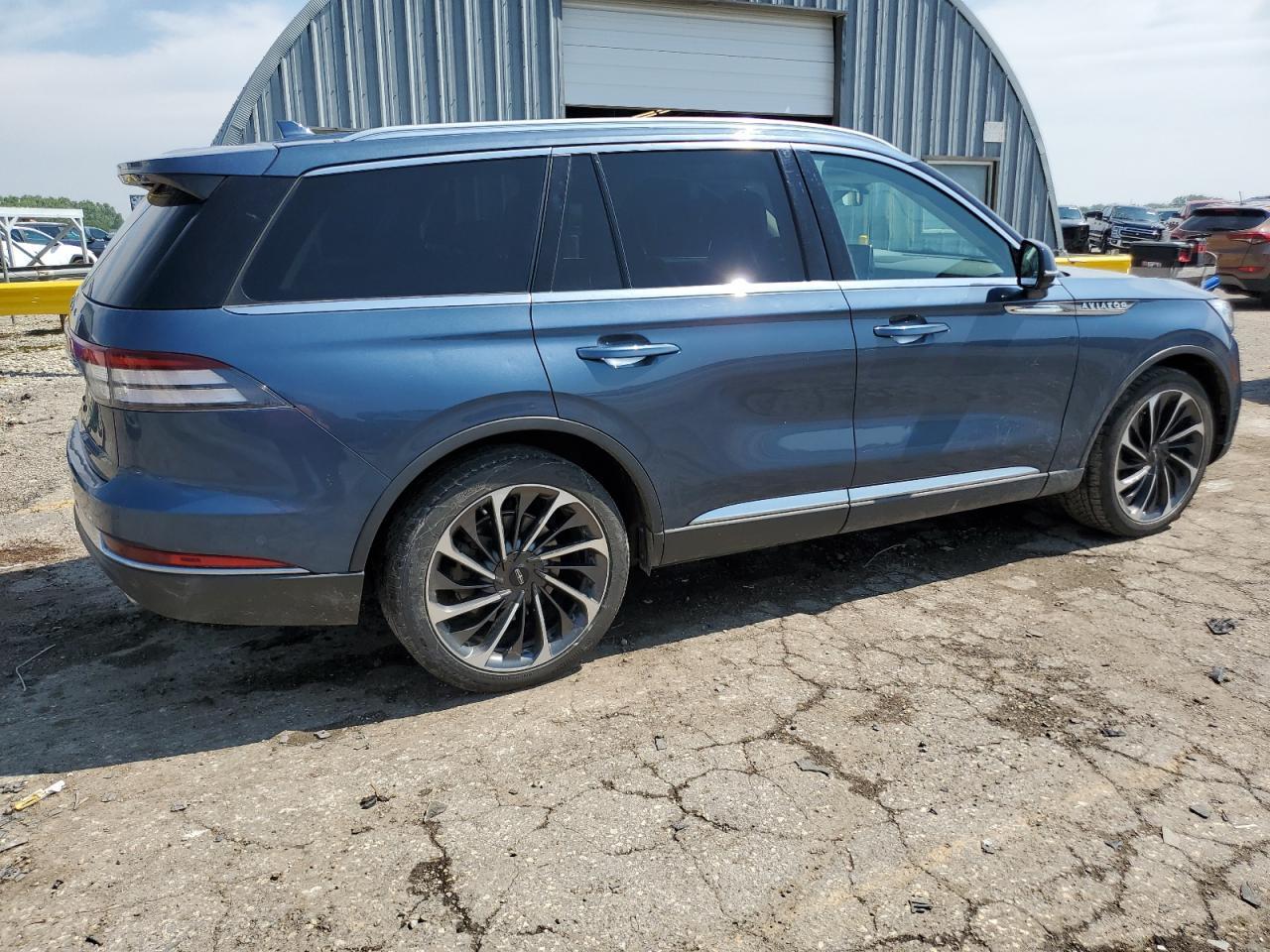 2020 Lincoln Aviator Reserve - Image 3