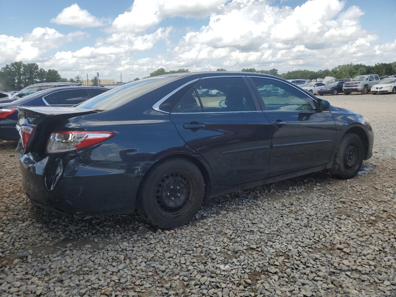 2016 Toyota Camry Le - Image 3