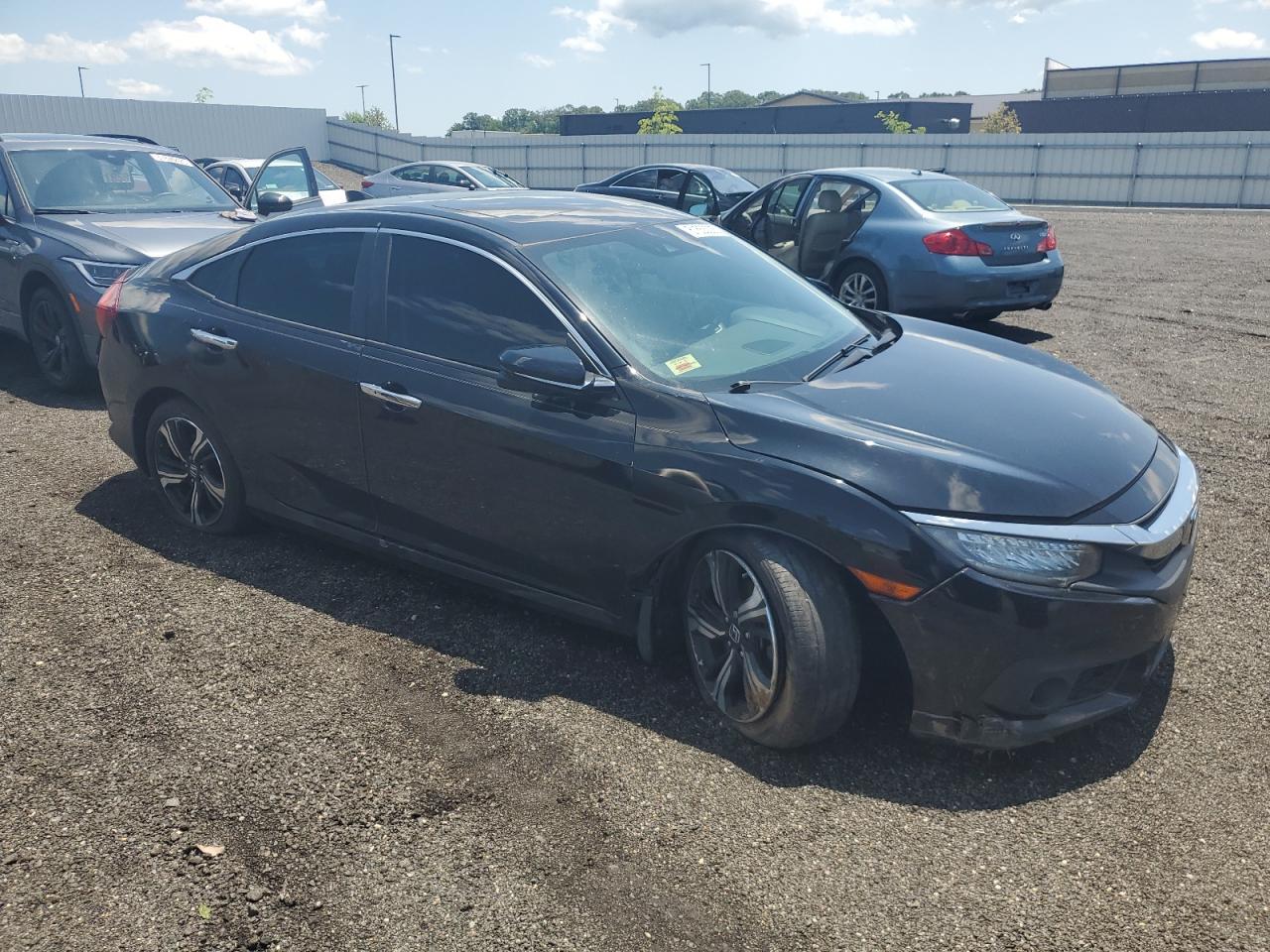 2017 Honda Civic Touring - Фото 4