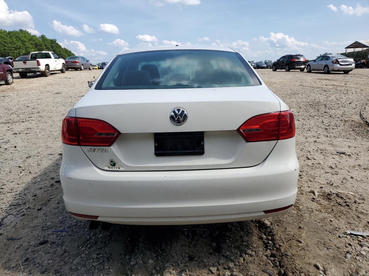 2011 Volkswagen Jetta Base - Image 6