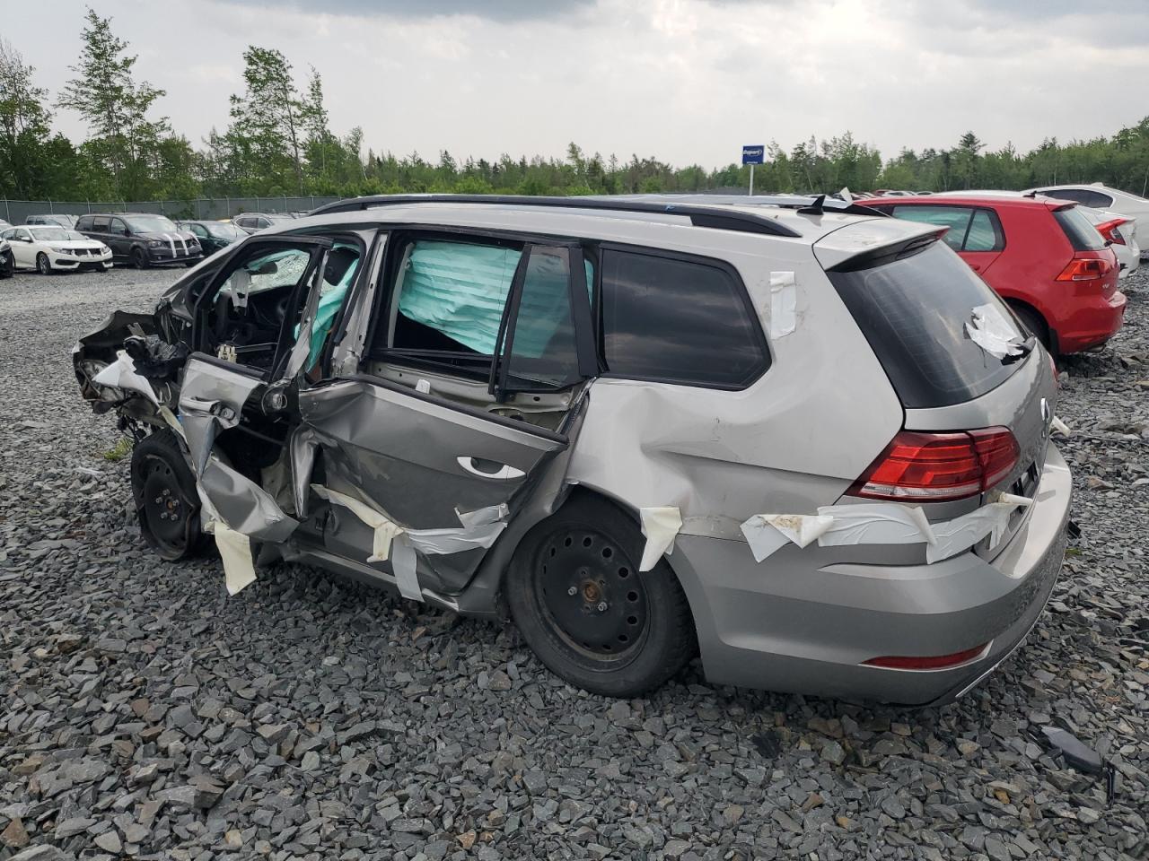 2019 Volkswagen Golf Sportwagen S - Фото 2