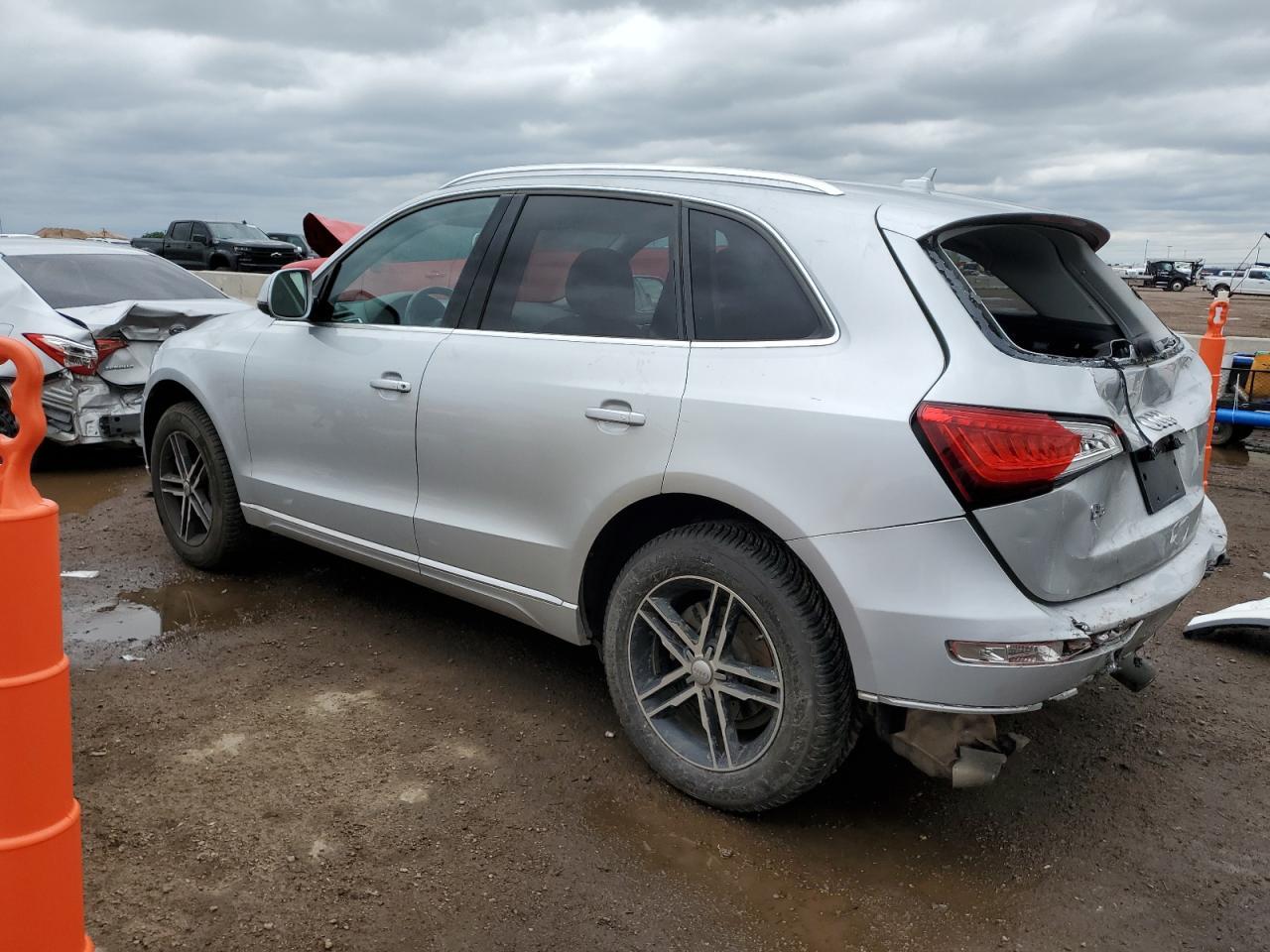 2013 Audi Q5 Premium Plus - Image 2