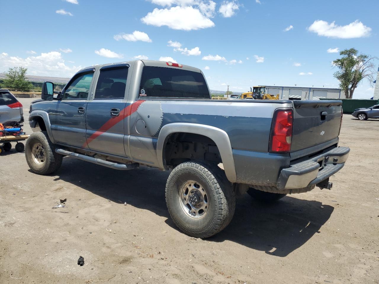 2006 Chevrolet Silverado C1500 - Image 2