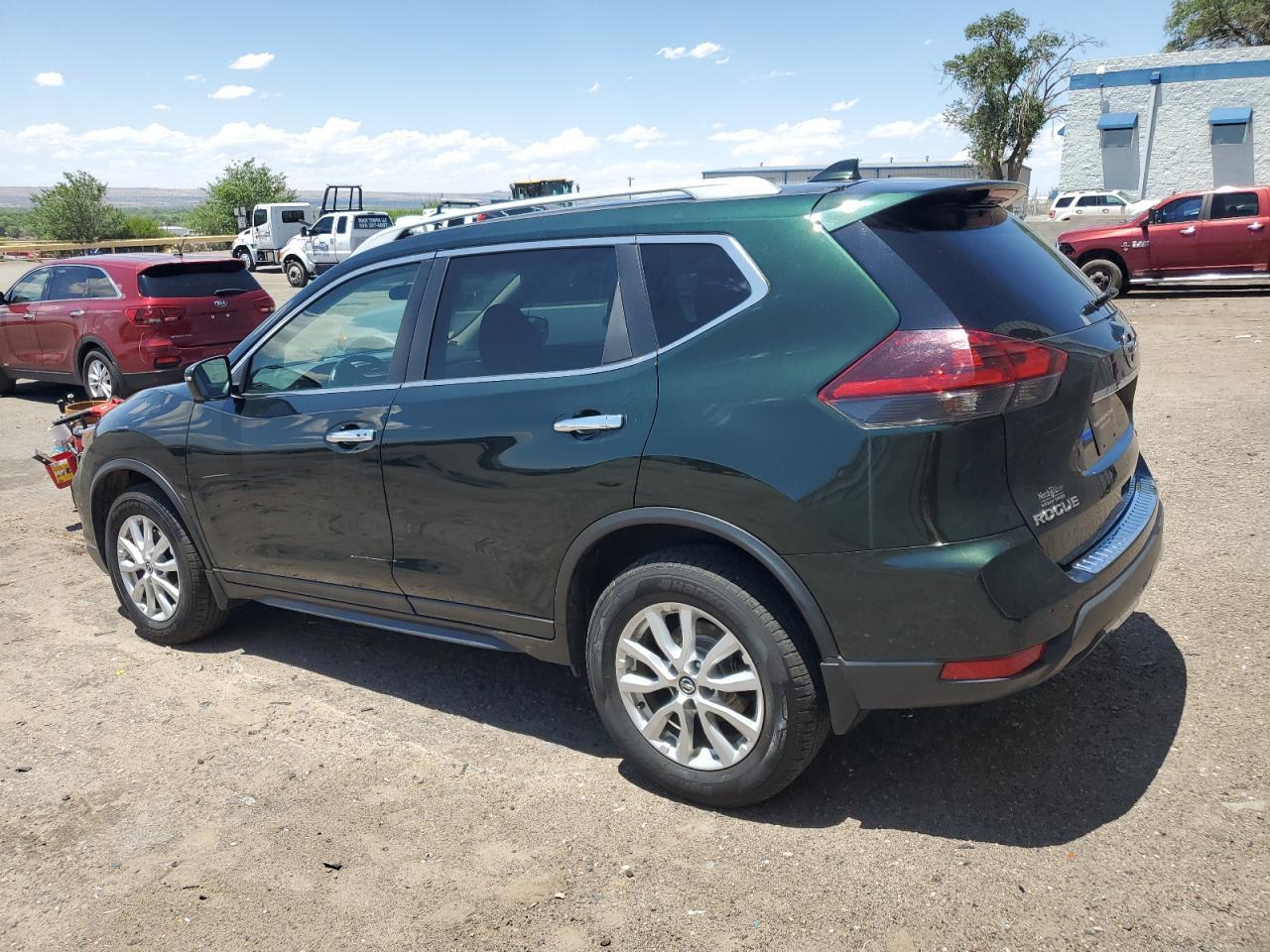 2018 Nissan Rogue S - Фото 2