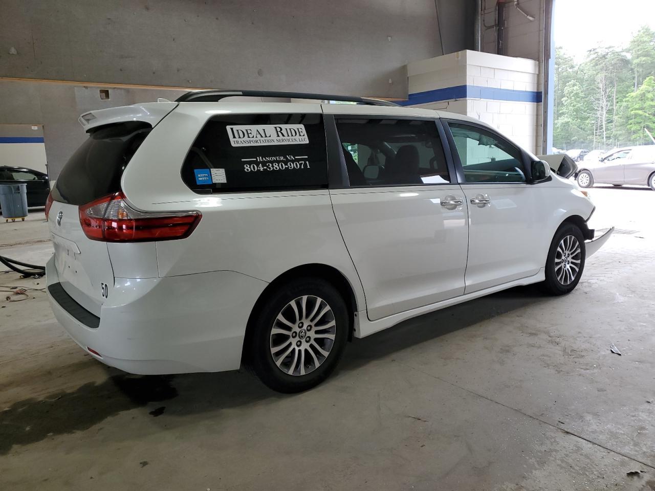 2018 Toyota Sienna Xle - Фото 3