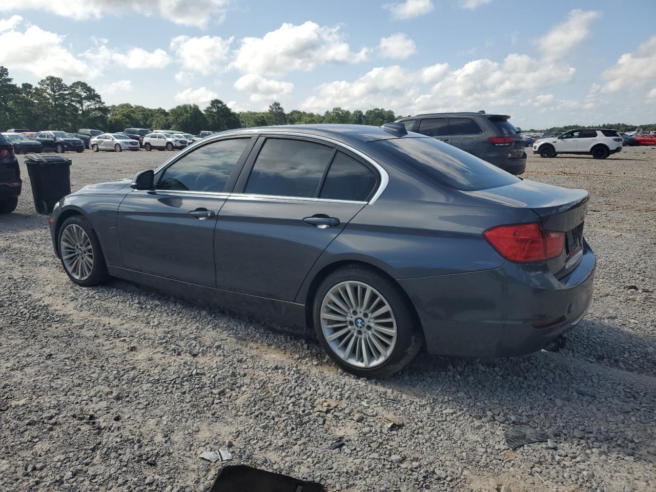 2012 BMW 328 I - Фото 2