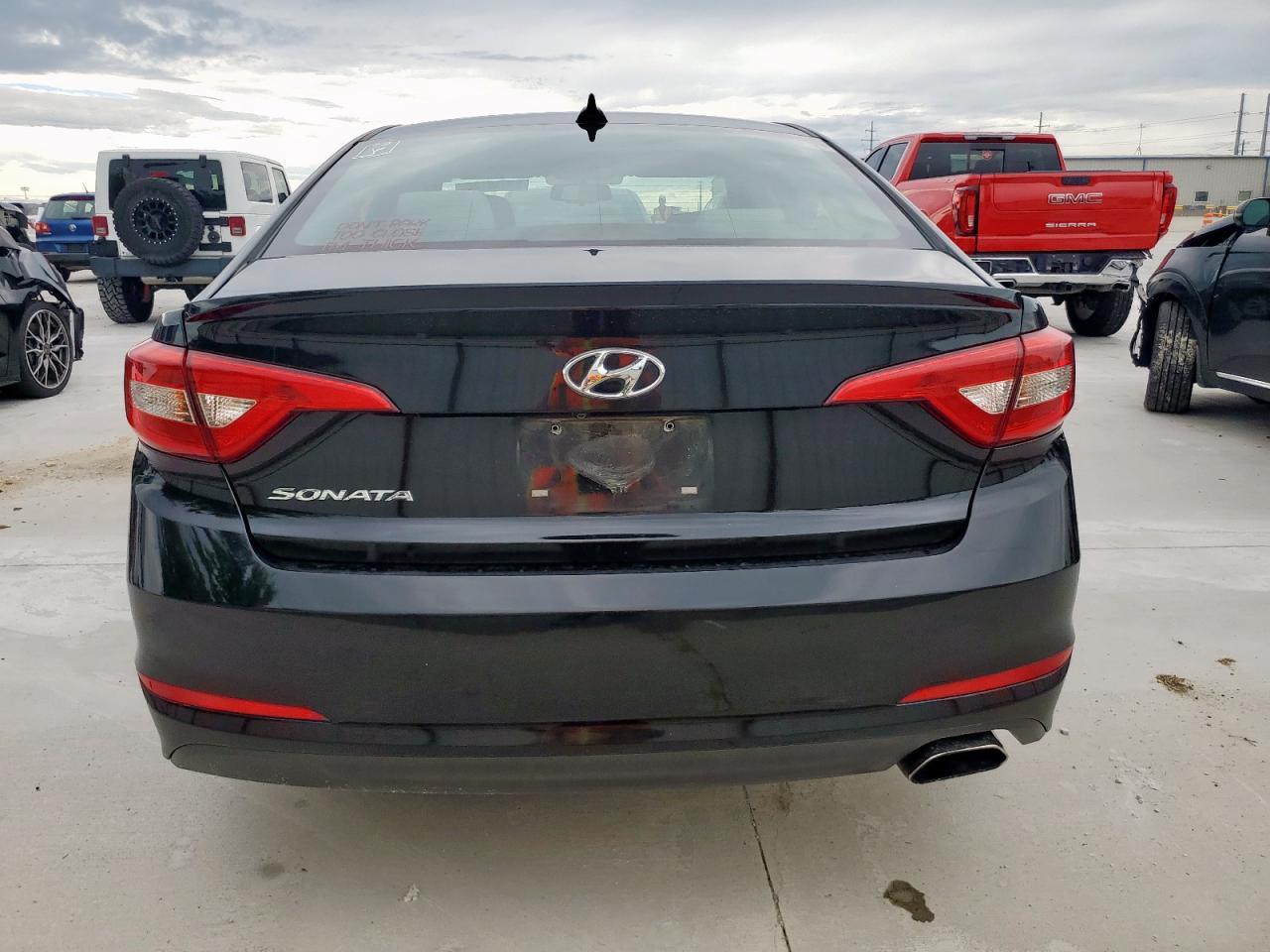 2017 Hyundai Sonata Se - Image 6