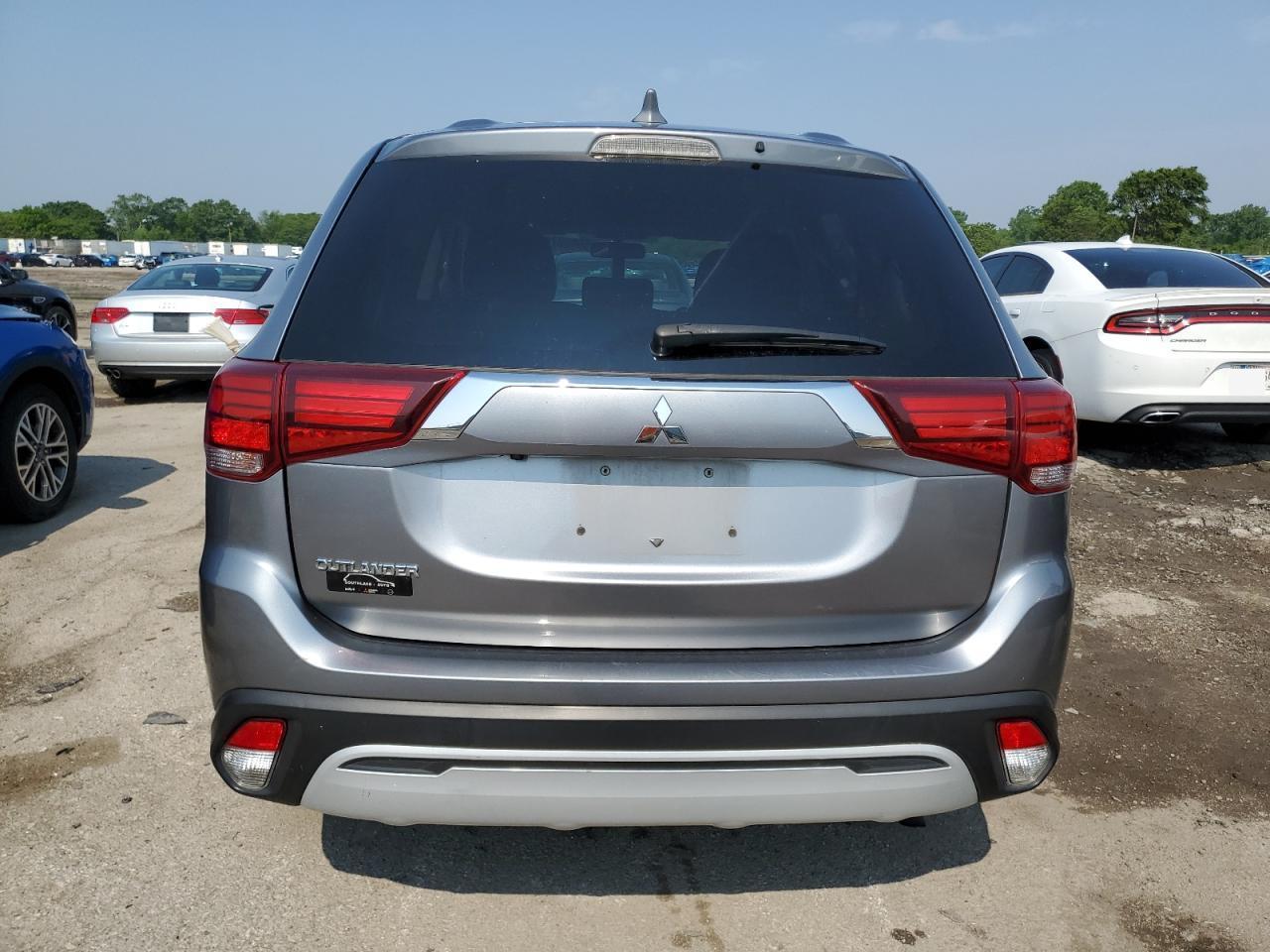 2020 Mitsubishi Outlander Es - Фото 6