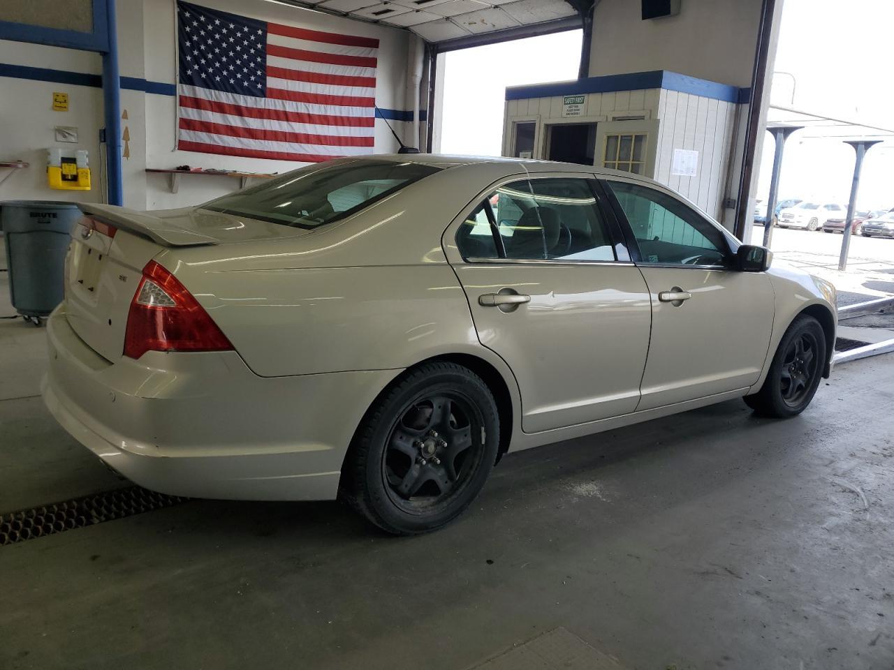 2010 Ford Fusion Se - Фото 3