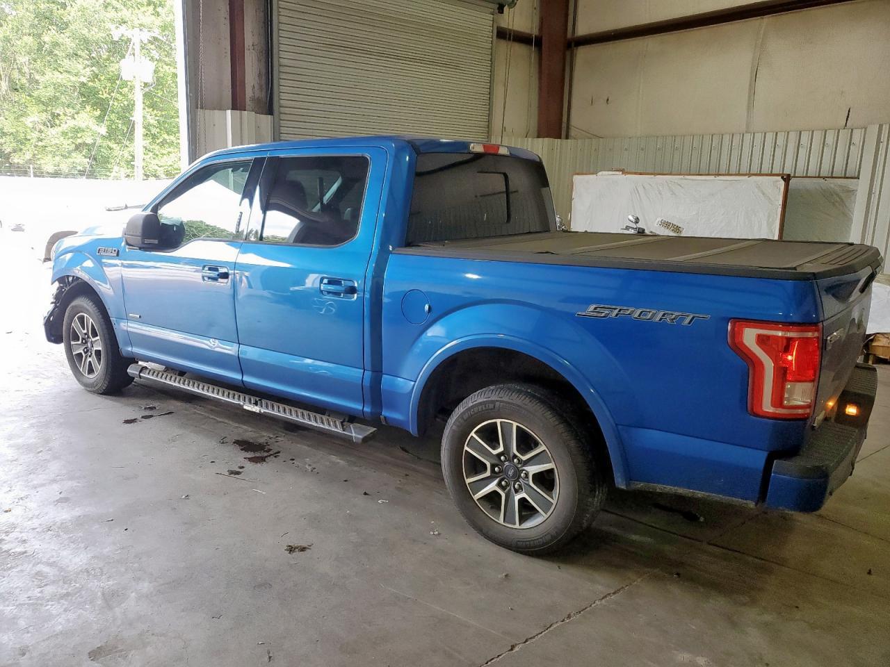 2015 Ford F150 Supercrew - Фото 2