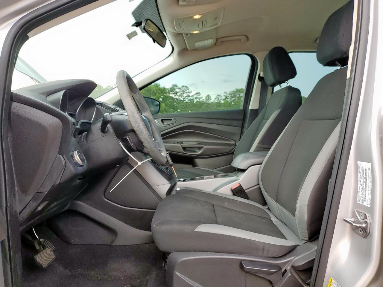 2015 Ford Escape S - Фото 7