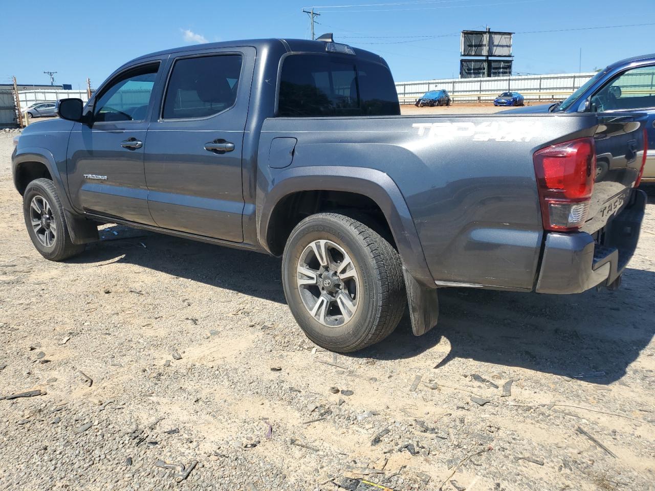 2019 Toyota Tacoma Double Cab - Image 2