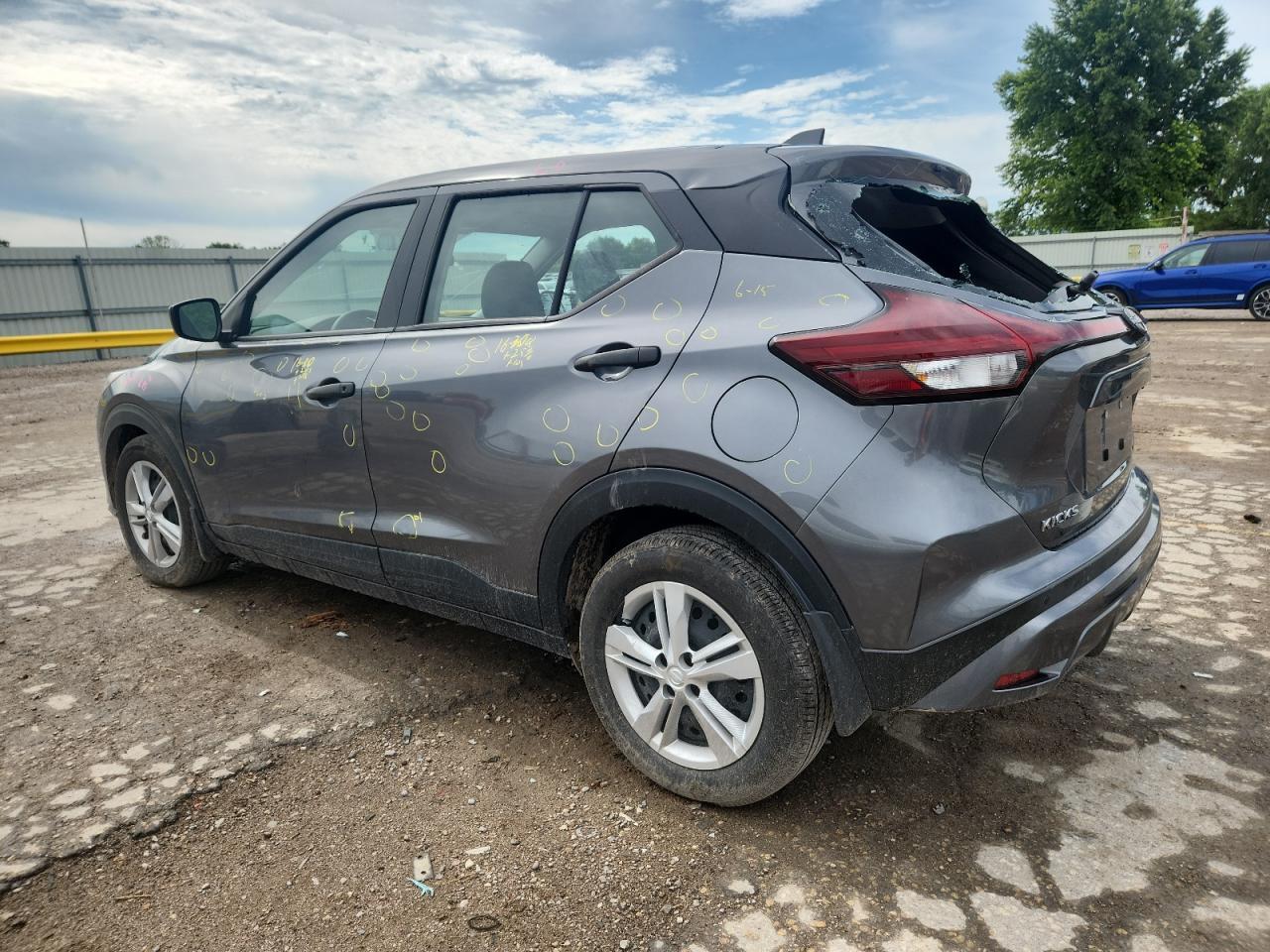 2024 Nissan Kicks S - Image 2