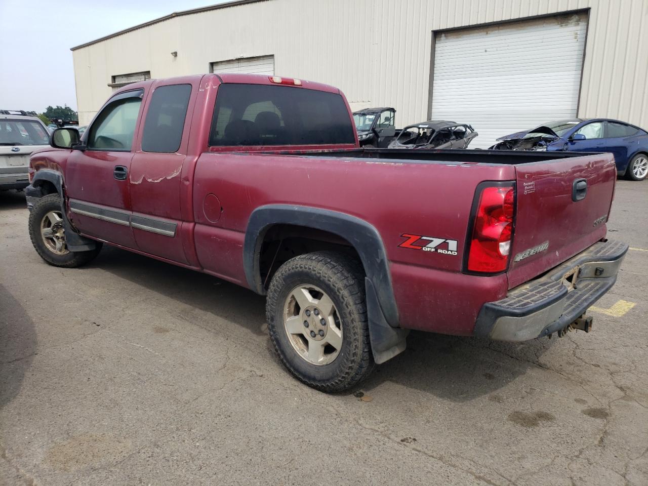 2004 Chevrolet Silverado K1500 - Фото 2