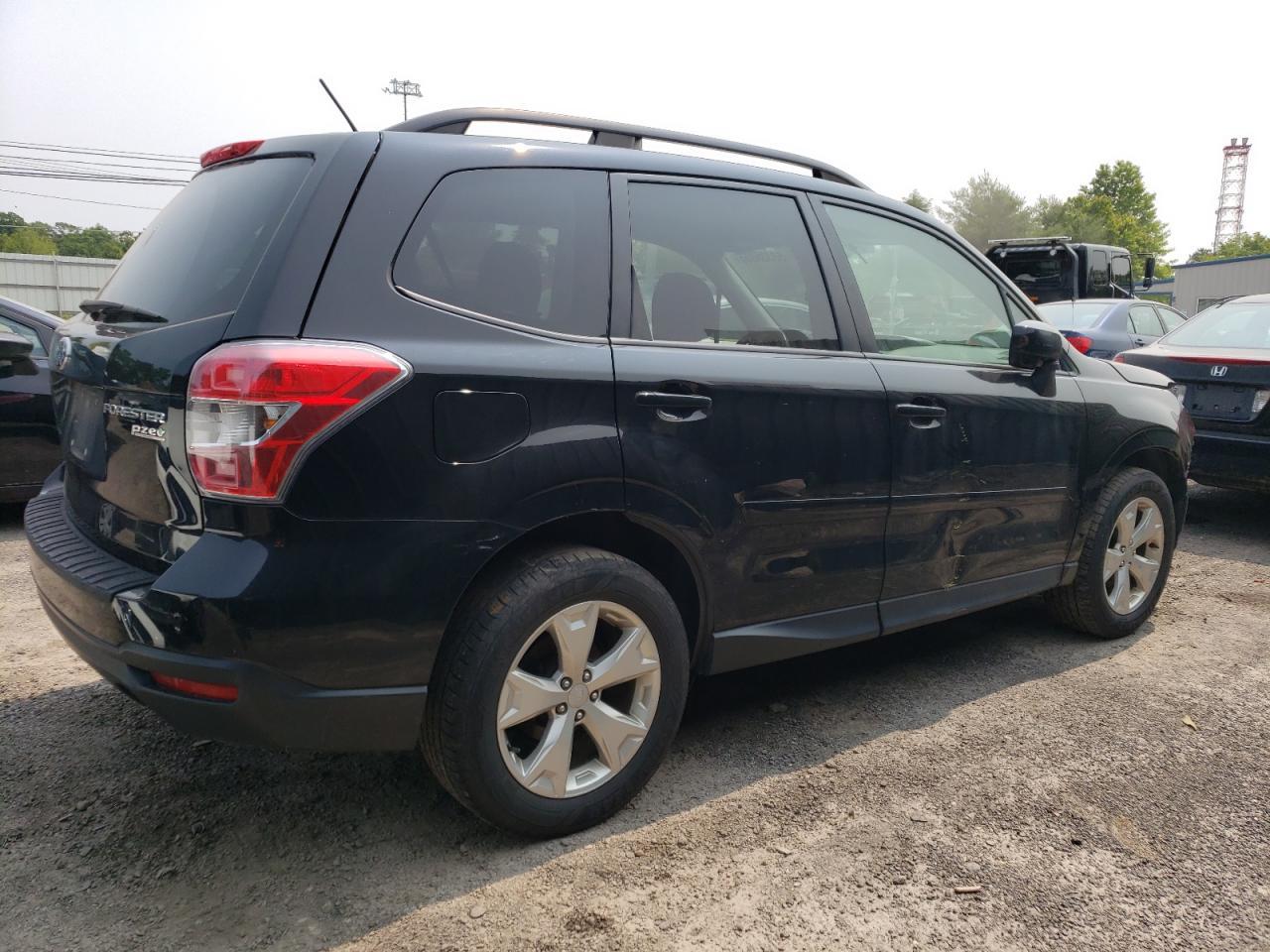 2015 Subaru Forester 2.5I Premium - Image 3