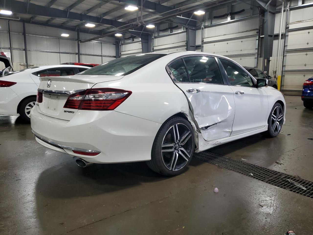2016 Honda Accord Sport - Фото 3