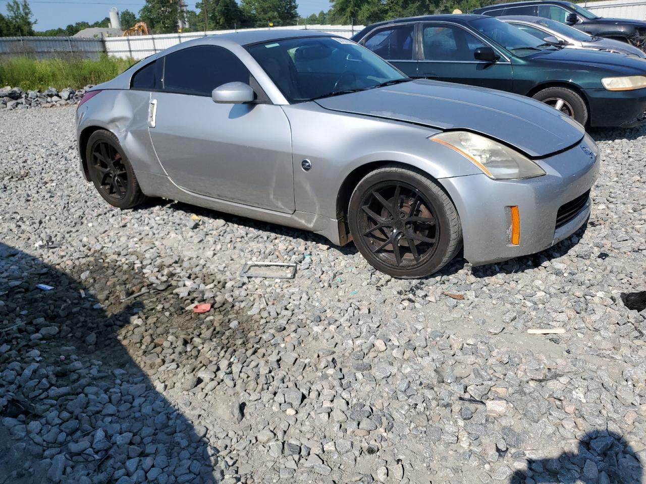 2004 Nissan 350Z Coupe - Image 4