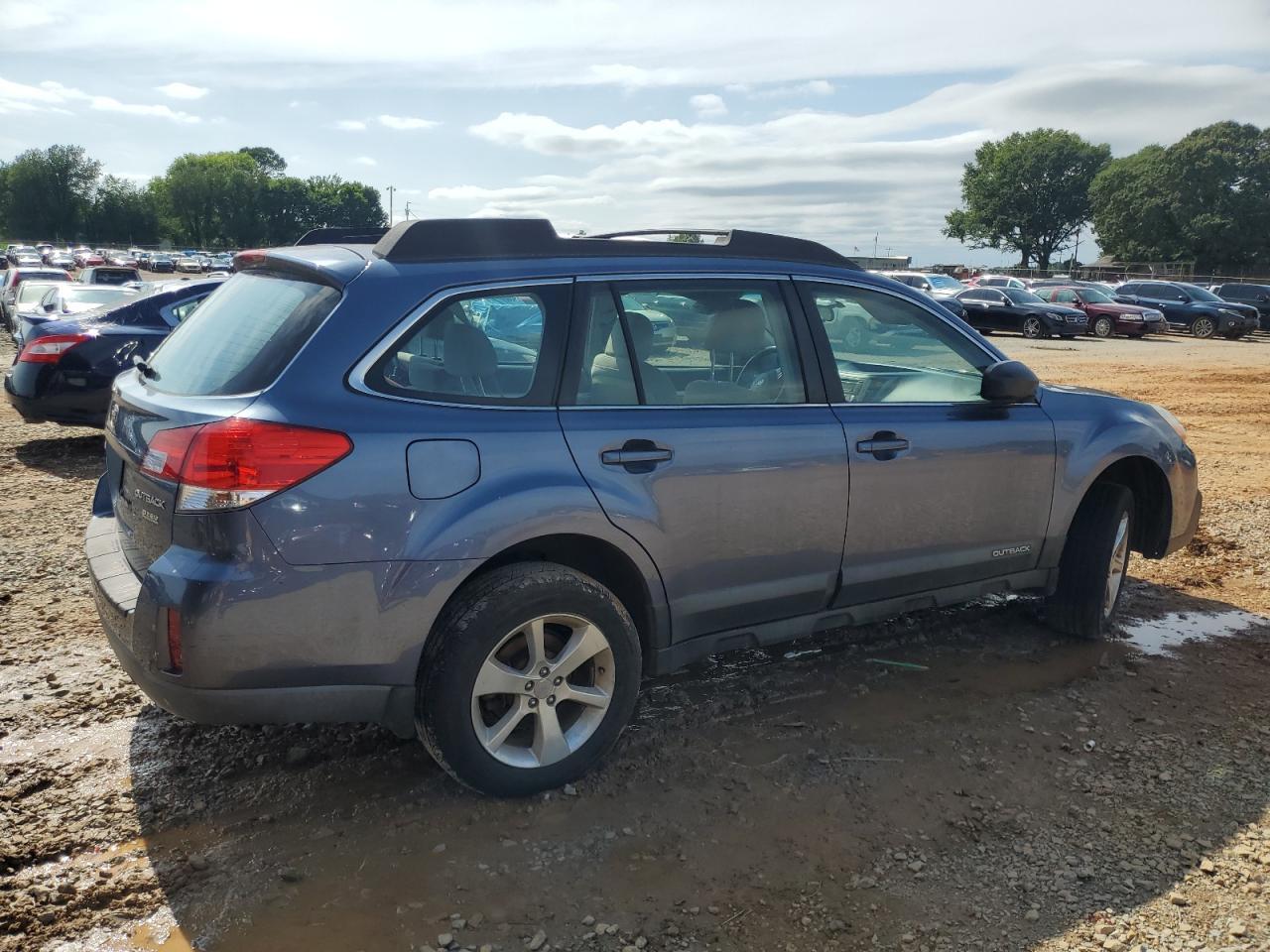 2014 Subaru Outback 2.5I - Фото 3