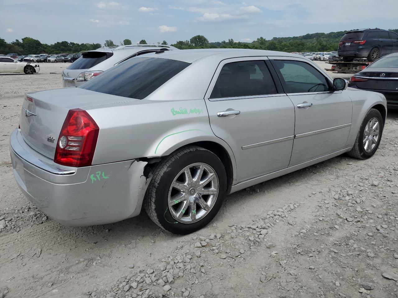 2010 Chrysler 300 Limited - Фото 3