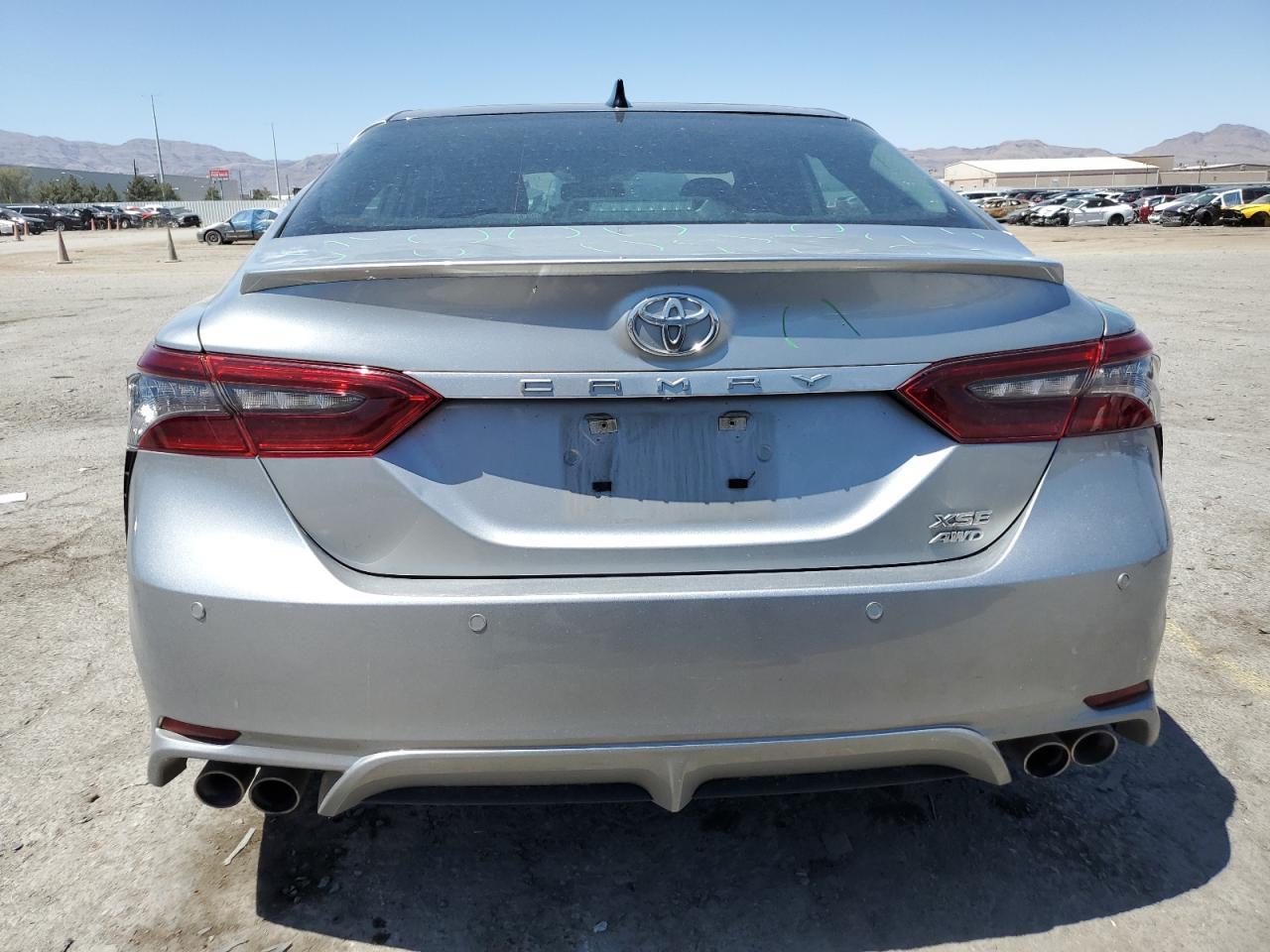 2022 Toyota Camry Xse - Фото 6