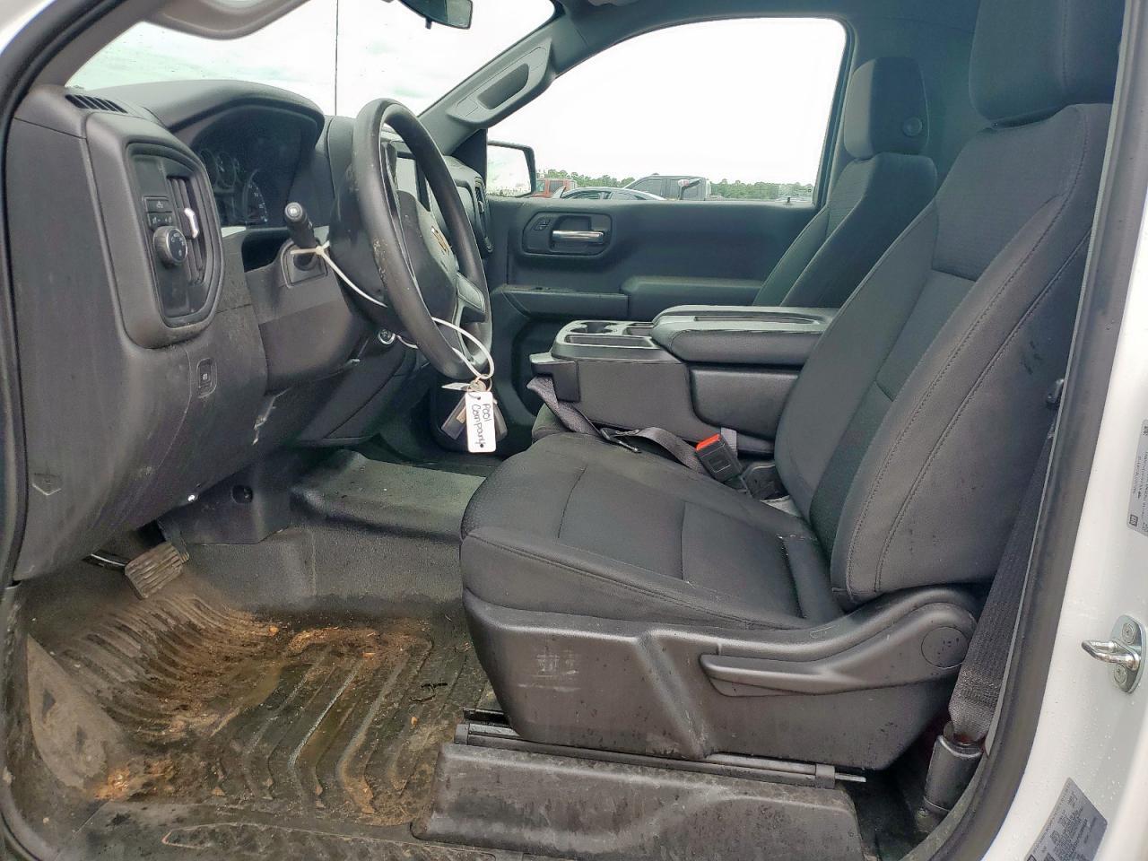 2023 Chevrolet Silverado C1500 - Фото 7