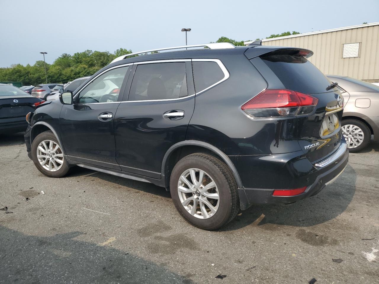 2019 Nissan Rogue S - Image 2