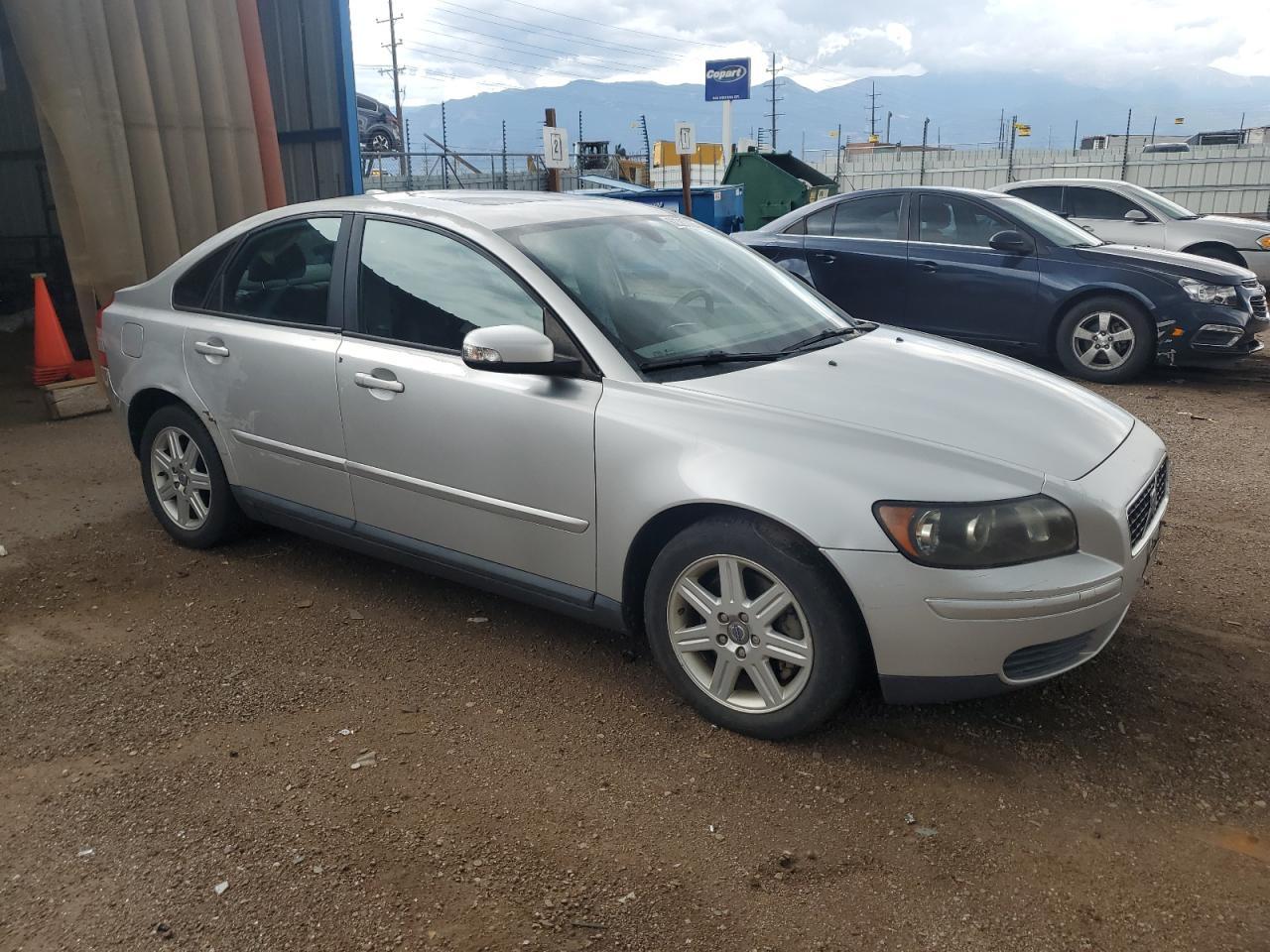 2007 Volvo S40 2.4I - Фото 4