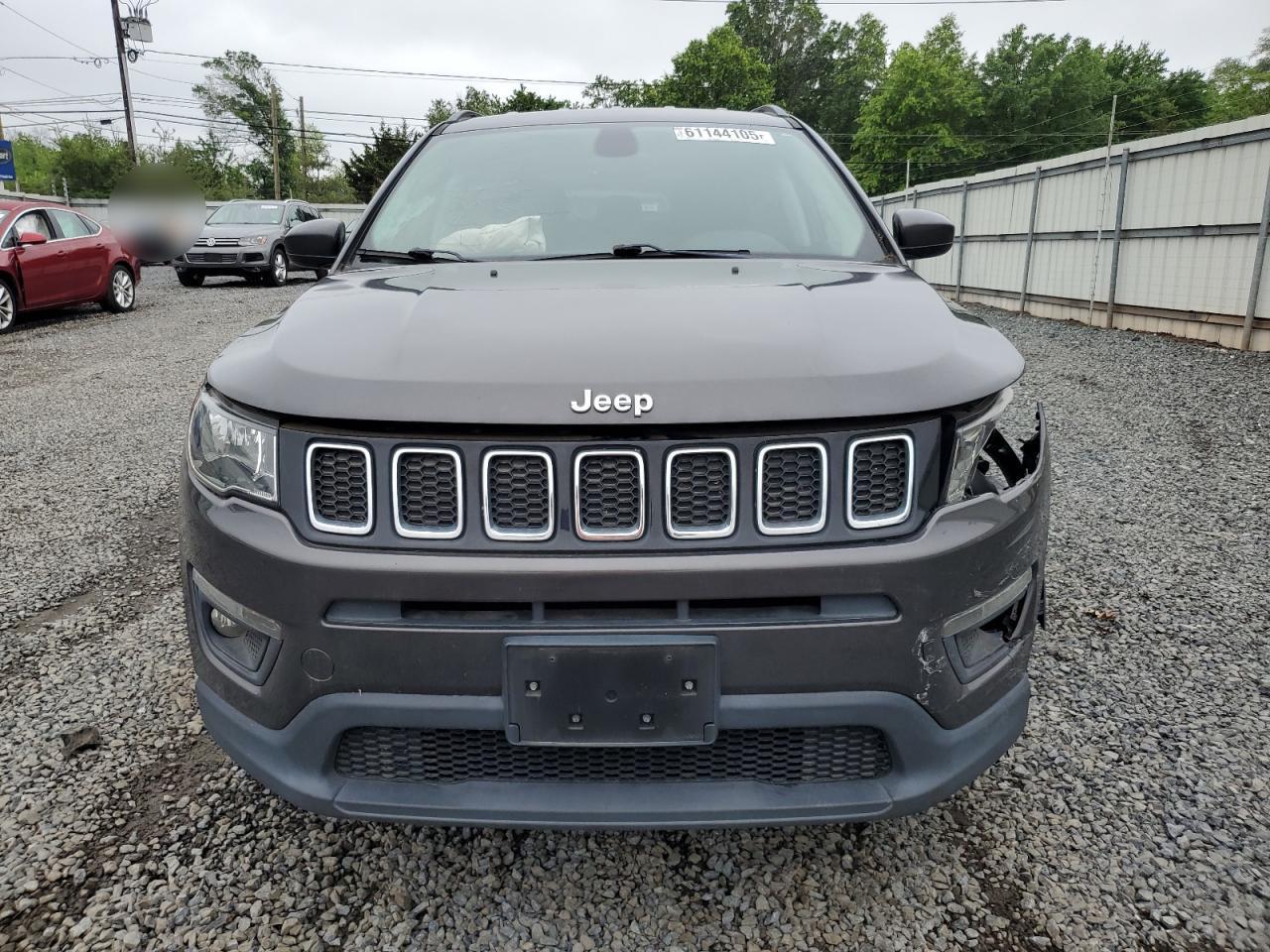 2018 Jeep Compass Latitude - Image 5