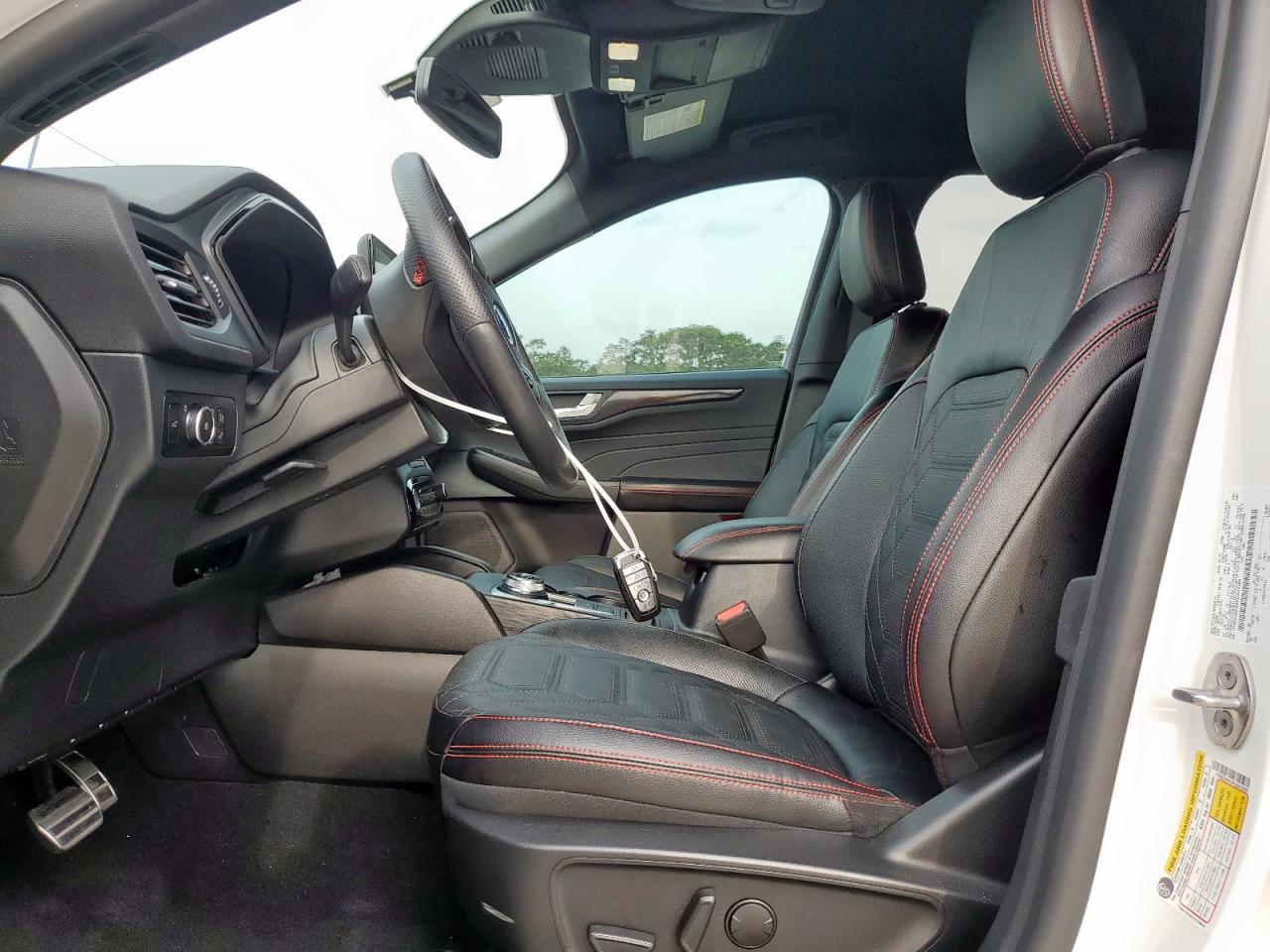 2023 Ford Escape St Line Elite - Image 7