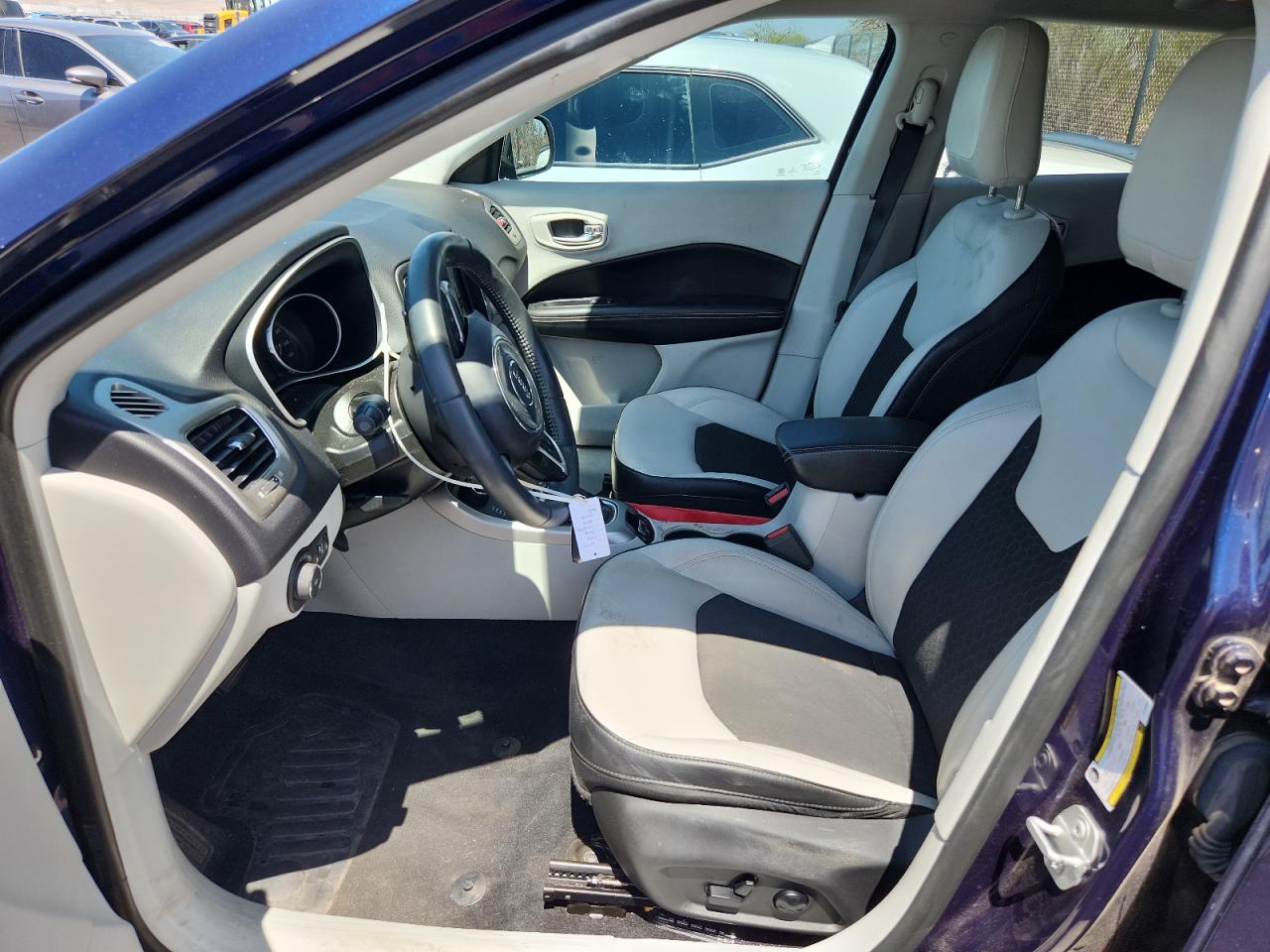 2018 Jeep Compass Latitude - Image 7
