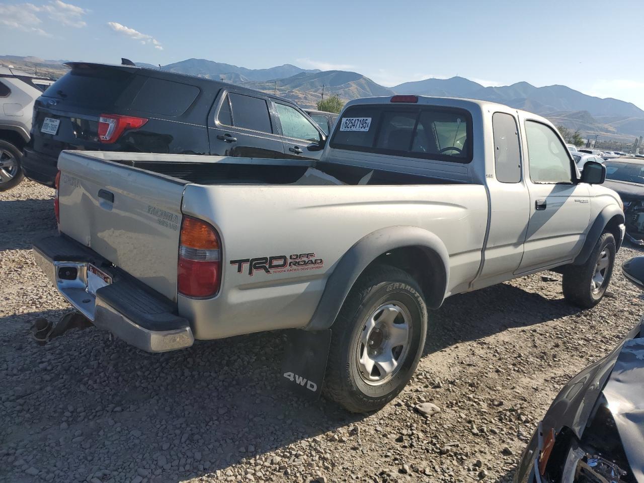 2004 Toyota Tacoma Xtracab - Фото 3