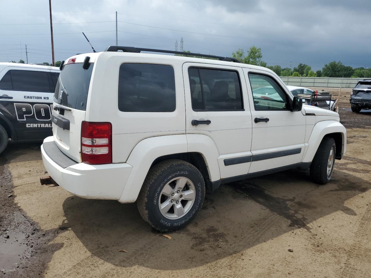 2009 Jeep Liberty Sport - Image 3