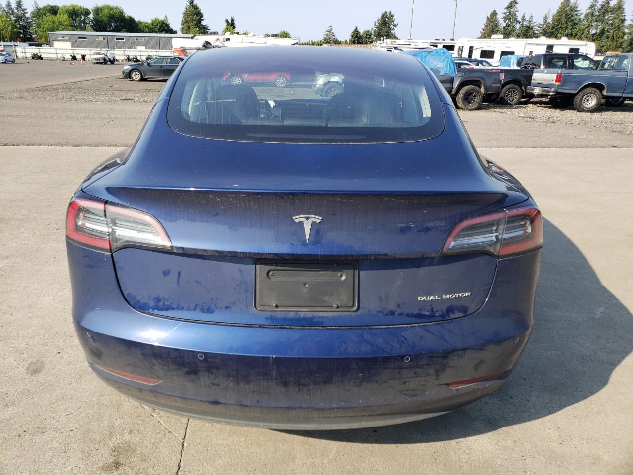 2018 Tesla Model 3 - Фото 6